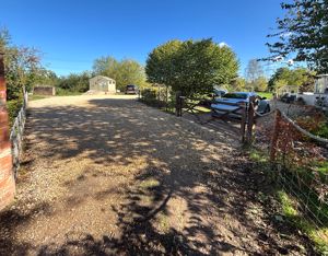 Photo 21- click for photo gallery